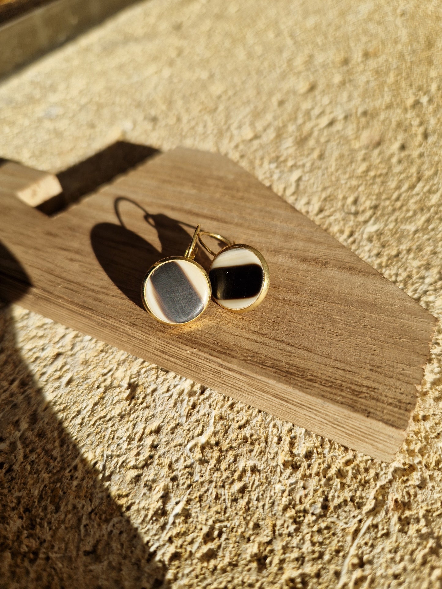 Boucles d'oreilles petites dormeuses